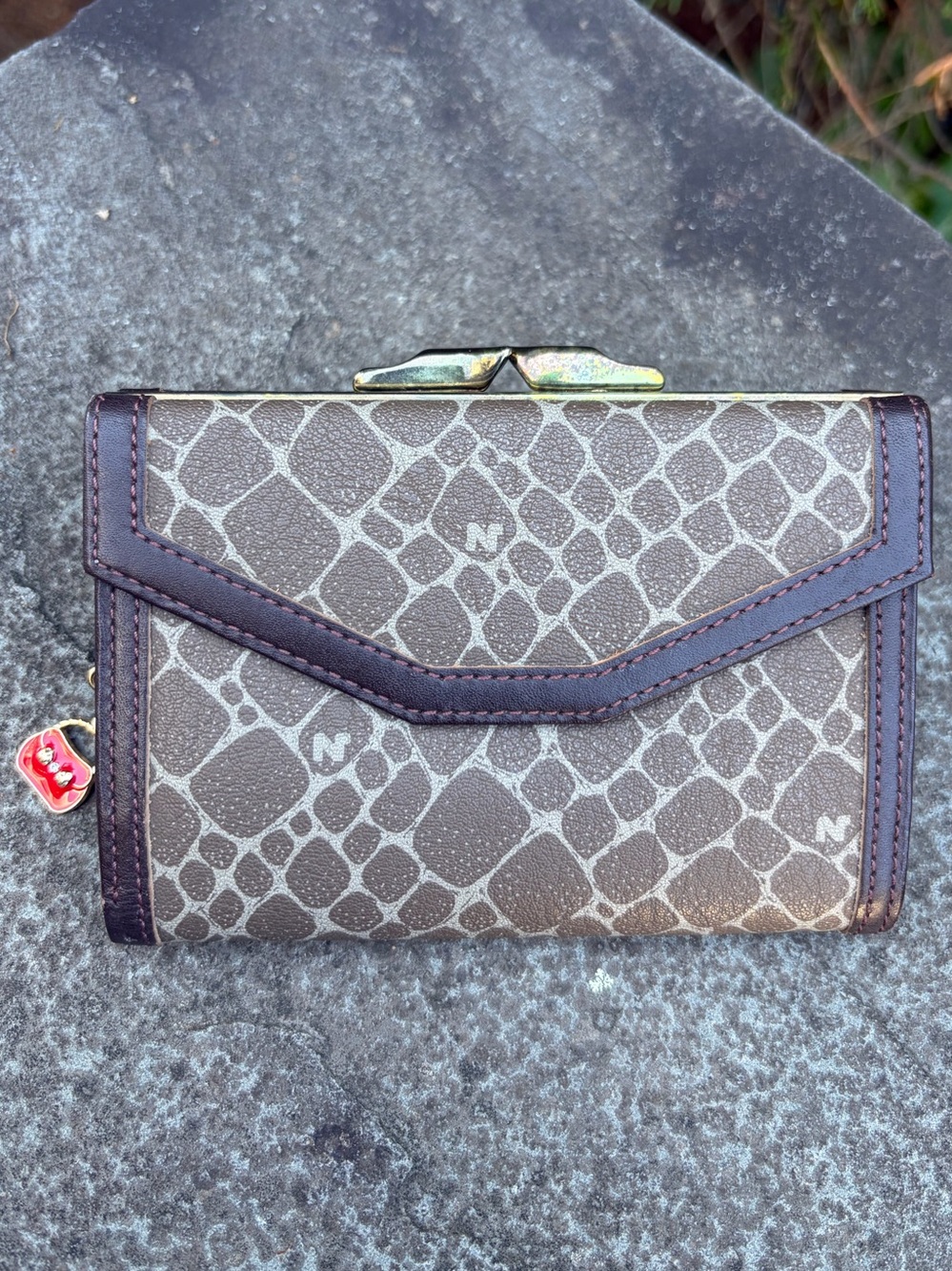 Vintage Nina Ricci Maroquinerie Monogram Kiss- Lock Wallet